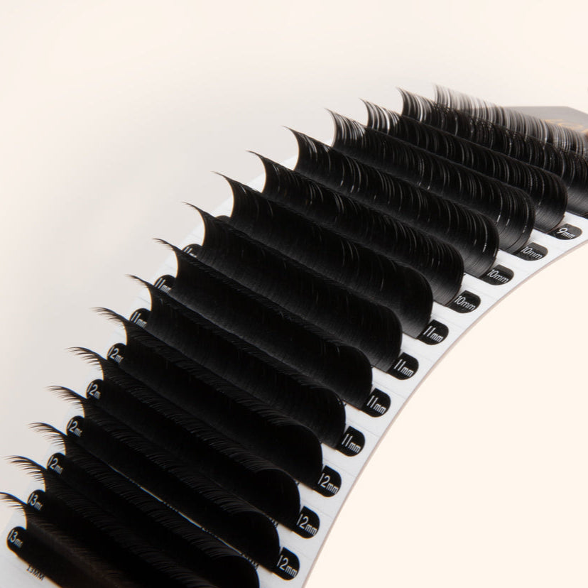 Classic Chelsea Lashes 0.18