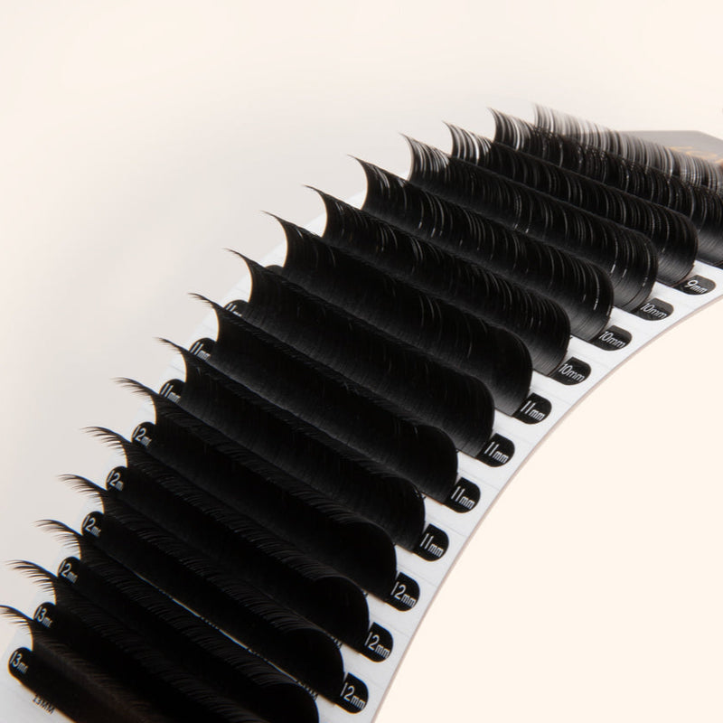 Classic Chelsea Lashes 0.18